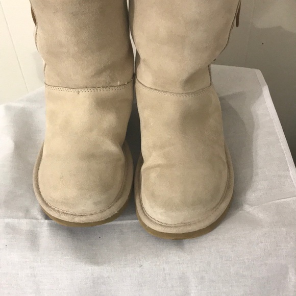 Ugg Tall Side Lace Up Boot - Picture 5 of 7